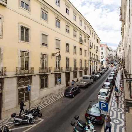 Ola - Chiado 1 * ליסבון