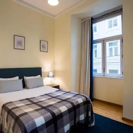 Ola - Chiado 1 Apartman *